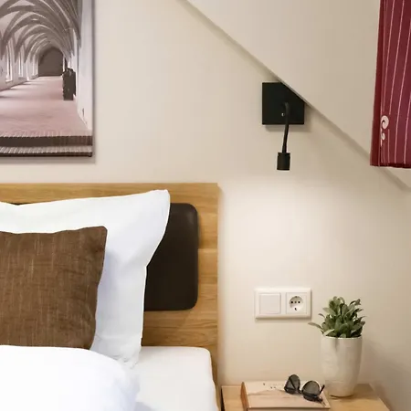 Doppelzimmer 11 *