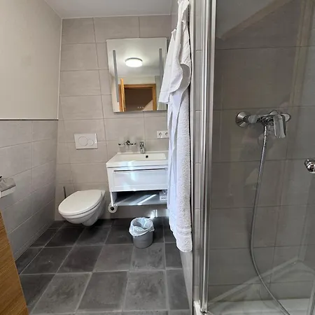 Doppelzimmer 11 *
